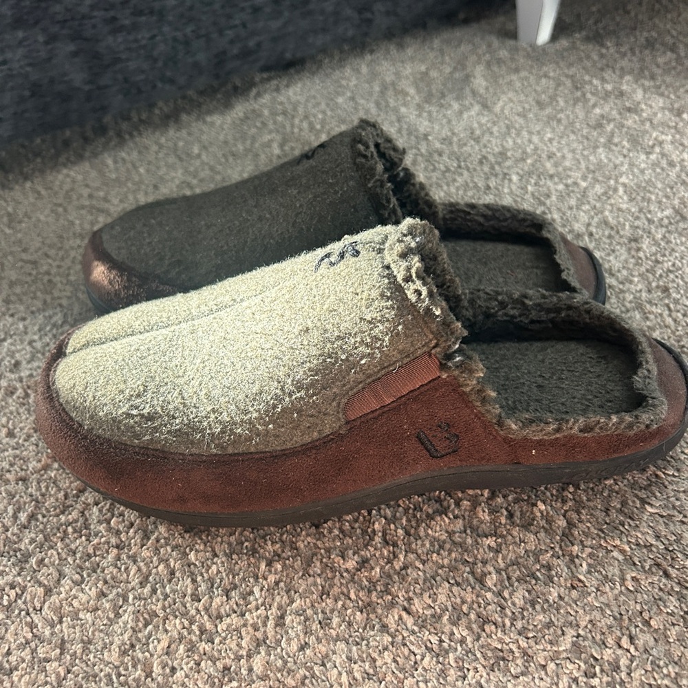 Cozy Two-Tone Slippers